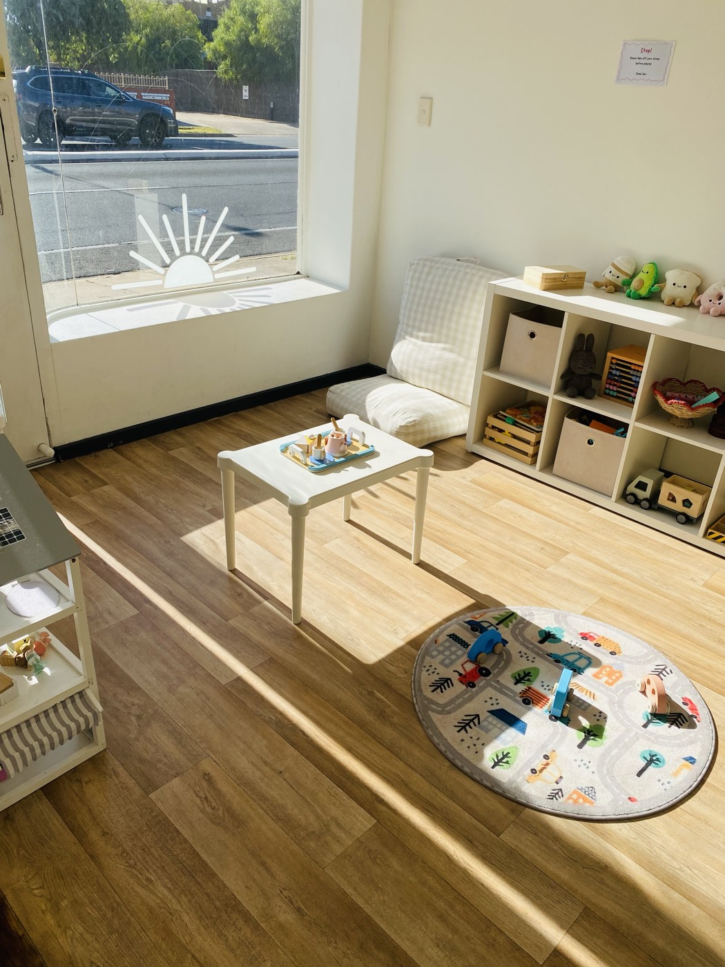 The sunny window play corner